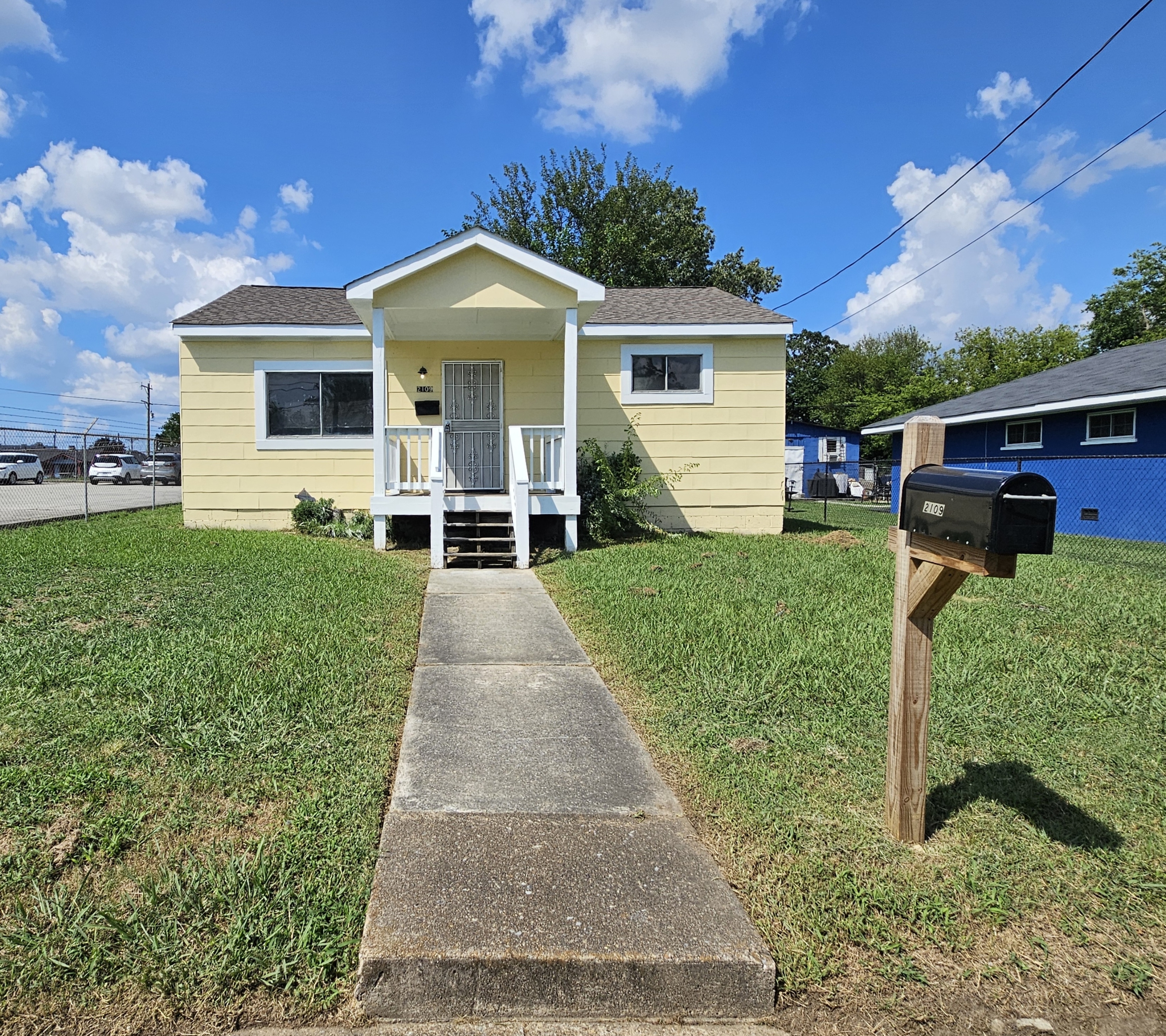 Property thumbnail image