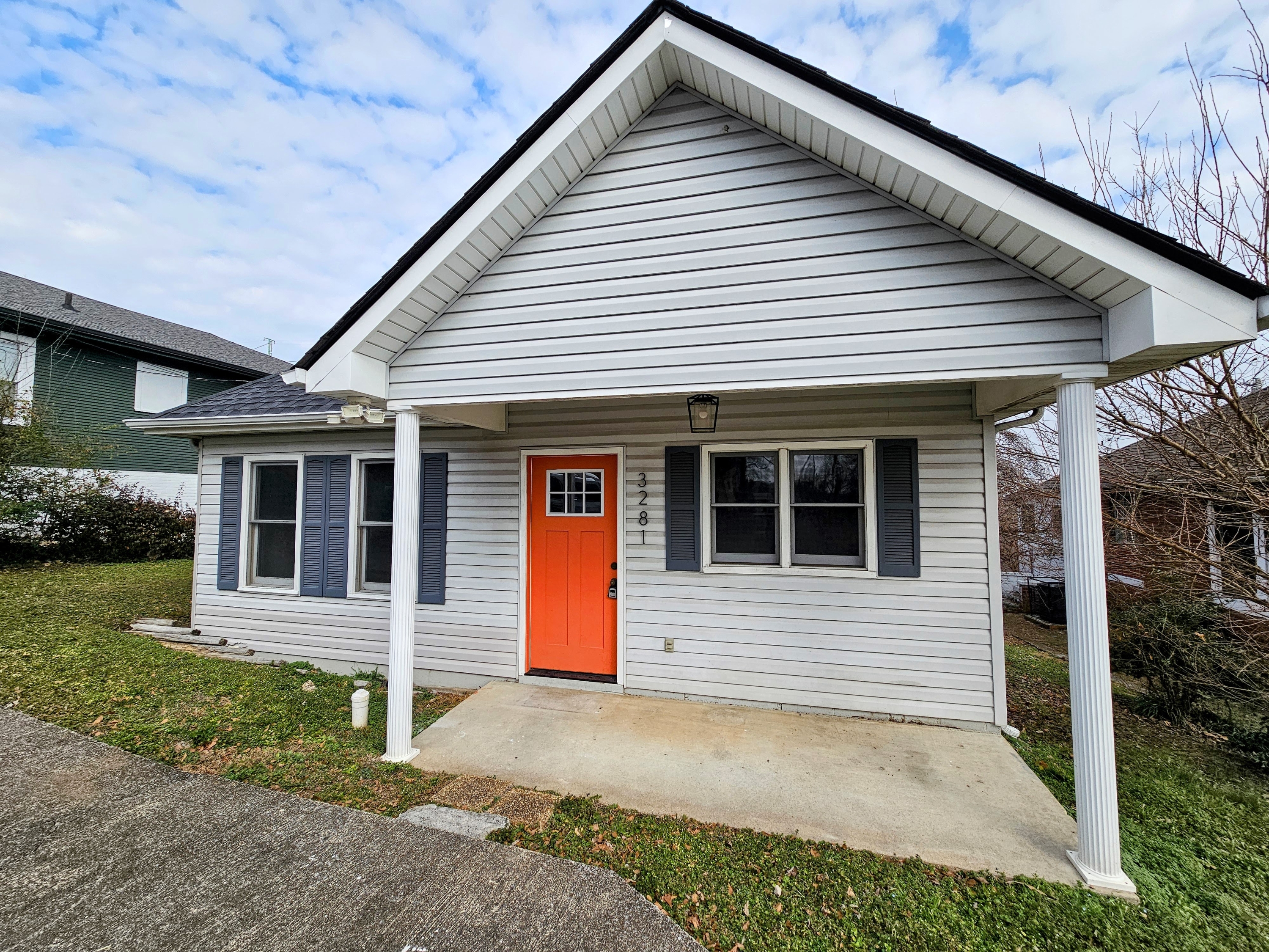 3281 Idlewild Drive